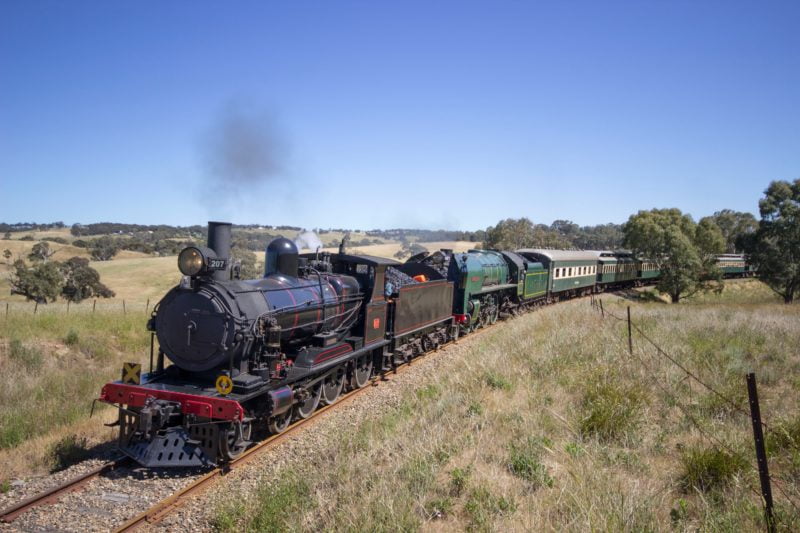 steamranger-heritage-railway-5aebac8f5ed2b1d530ee1f3f-800x533-1 